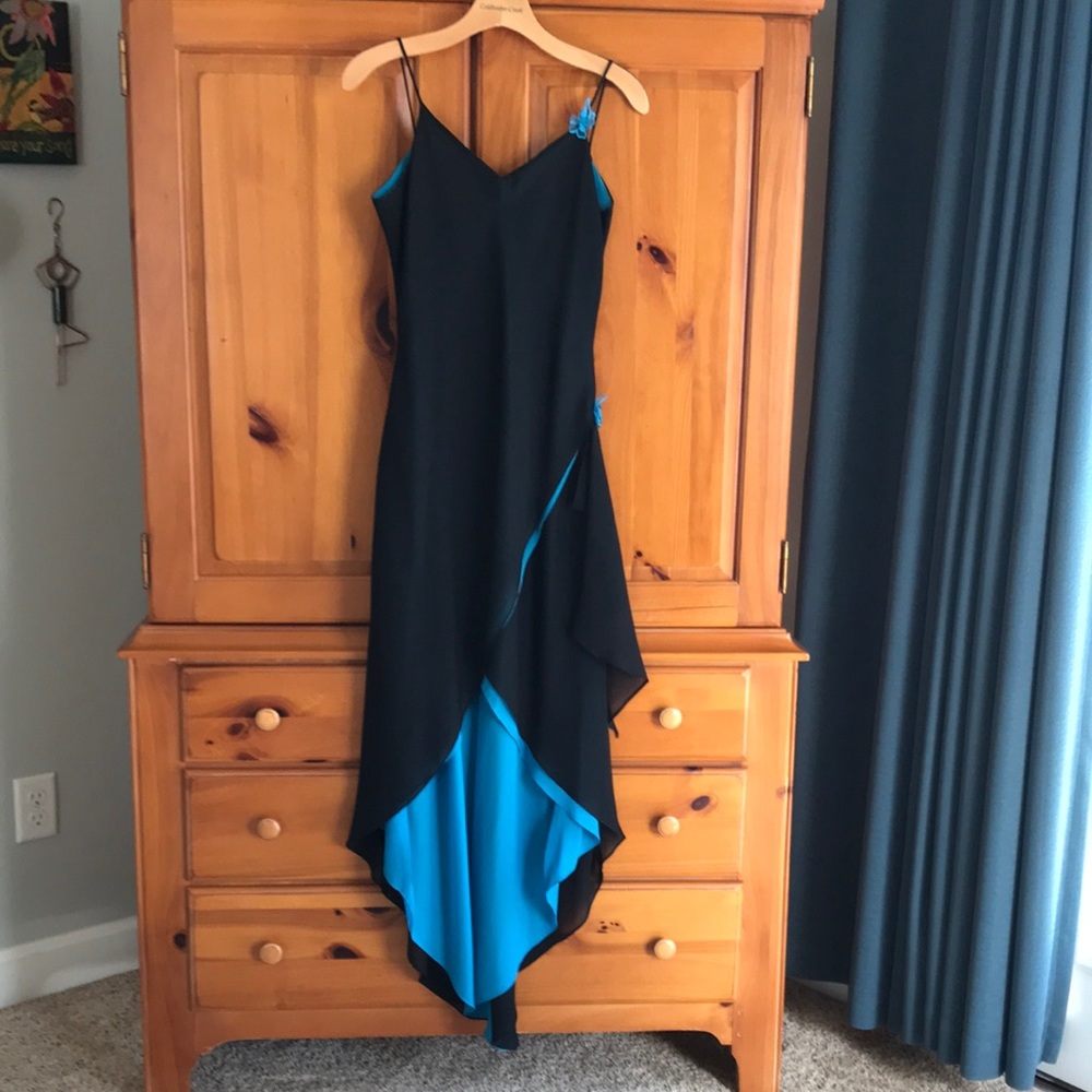 Vintage Zum Zum black/turquoise formal. Size M; perfect condition.